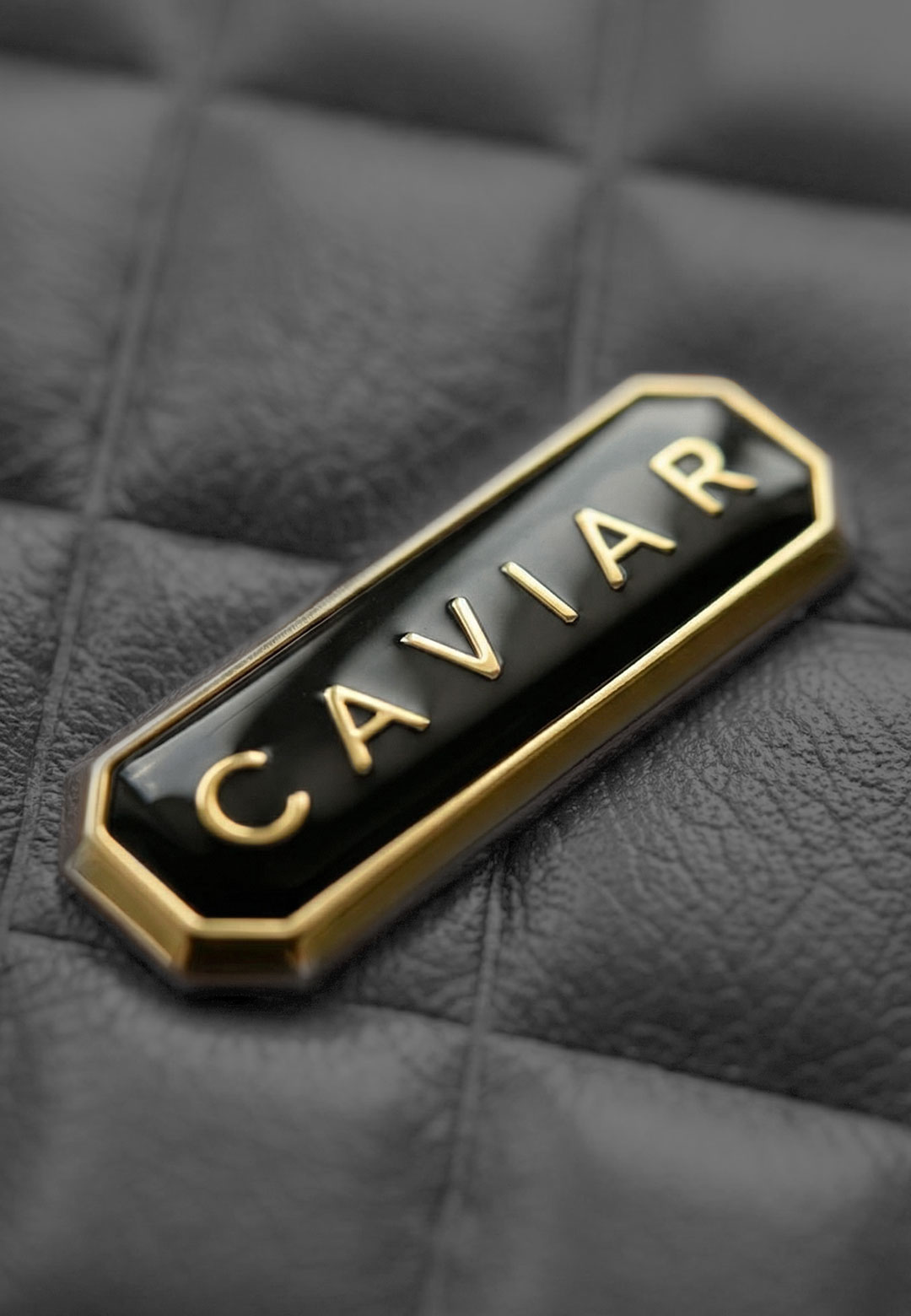 Логотип из эмали Монако