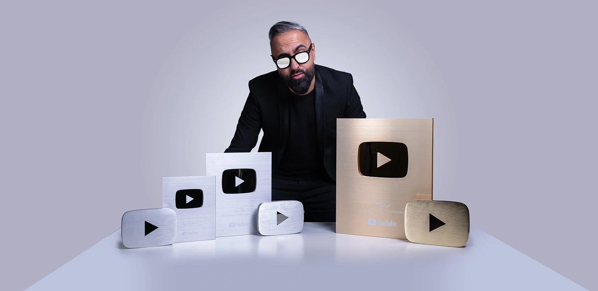 Мировая премьера: SuperSaf распаковал самый сложный iPhone 17 Pro в исполнении Caviar.